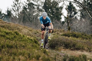 БЕСПРОВОДНОЙ КОМПЬЮТЕРНЫЙ СЧЕТЧИК SIGMA SPORT ROX 2.0 14 ФУНКЦИЙ С GPS