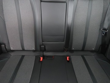 Peugeot 3008 II Crossover Facelifting  1.2 PureTech 130KM 2022 Peugeot 3008 1.2 PureTech, Salon Polska, zdjęcie 9