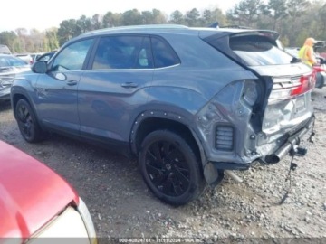 Volkswagen 2024 Volkswagen Atlas Cross Sport, 2024r., 4x4, 2.0L 2.0 Benzyna 269KM, zdjęcie 3