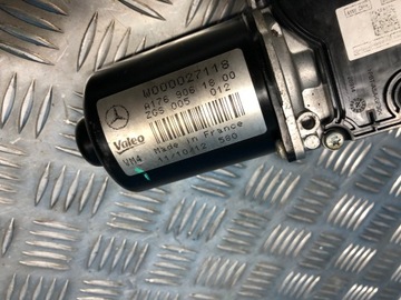 MERCEDES W176 A250 M270 CGI MOTOREK STĚRAČE PŘEDNÍ A1769061800
