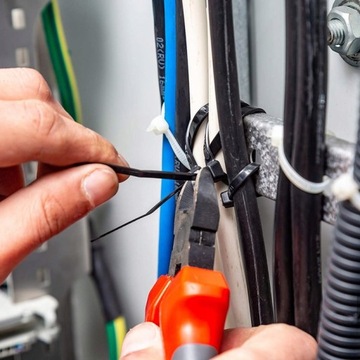 ПРОЧНЫЕ КАБЕЛЬНЫЕ Стяжки ЧЕРНЫЕ КАБЕЛЬНЫЕ Стяжки ЛЕНТА 7,0х400 25шт.