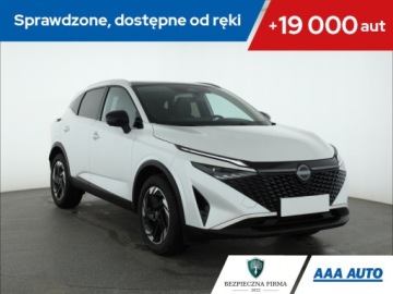 Nissan Qashqai III Crossover Facelifting 1.3 DIG-T MHEV 158KM 2025 Nissan Qashqai 1.3 DIG-T MHEV, 1. Właściciel