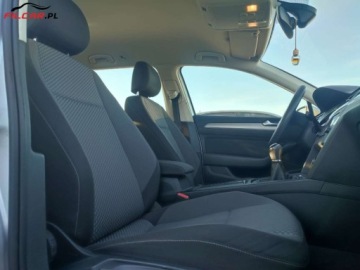 Volkswagen Passat B8 Variant 2.0 TDI 150KM 2015 Volkswagen Passat GWARANCJA, Udok. przebieg, Zarejestrowany w PL, Mozliwa, zdjęcie 18