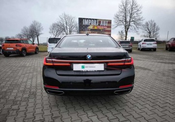 BMW Seria 7 G11-G12 2021 BMW Seria 7 BMW Seria 7 730d 3.0 Diesel 265KM, zdjęcie 3