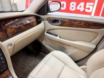 Jaguar XJ VII X350 2003 Jaguar XJ piekny super stan sora kremowa , piekny kolo i przebieg 153 tys, zdjęcie 28