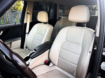 Mercedes GLK 2015 BARDZO ŁADNY MERCEDES BENZ GLK 250D R.PROD. 2015 130000KM FV 23%, zdjęcie 22