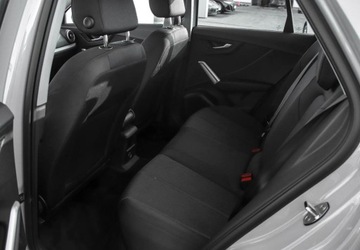 Audi Q2 2024 Audi Q2 1.0 TFSI 116KM Climatronic, Swiatla LED, Czujniki parkowania, zdjęcie 10