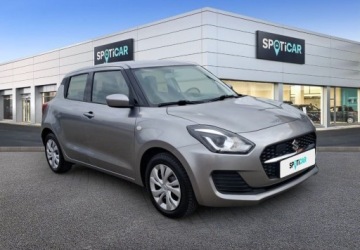 Suzuki Swift VI Hatchback Facelifting 1.2 DualJet SHVS 83KM 2021 Suzuki Swift 1.2 Dualjet SHVS Premium CVT 1.2 Benzyna 83KM, zdjęcie 2