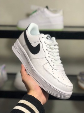 Buty Sportowe Męskie NIKE AIR FORCE 1 '07 LOW Białe Czarne CT2302-100 r 41