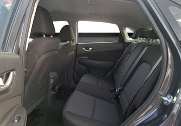 Hyundai Kona I Crossover Facelifting 1.0 T-GDI 120KM 2021 Hyundai Kona Hyundai Kona Salon Polska Serwis A.S.O Bezwypadkowy 1-Wl., zdjęcie 16