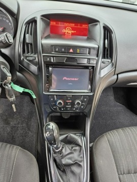 Opel Astra J Hatchback 5d 1.4 Turbo ECOTEC 120KM 2011 Opel Astra Opłacona Zdrowa Zadbana Serwisowana, zdjęcie 13