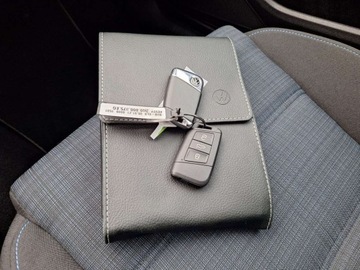 Volkswagen Passat B8 GTE Variant Facelifting 1.4 TSI Plug-In-Hybrid 218KM 2021 Volkswagen Passat Variant GTE ASO 1.4TSI 218KM bezwyp. pakiety AppConnect, zdjęcie 37