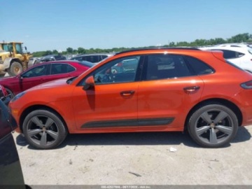 Porsche Macan 2023 Porsche Macan T, 2023r., 4x4, 2.0L 2.0 Benzyna 261KM, zdjęcie 3