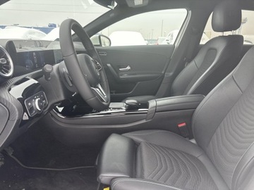 Mercedes Klasa A W177/V177 Hatchback 1.3 200 163KM 2022 Mercedes-Benz A 200 A 200/ Salon PL/ Serwis ASO/ P, zdjęcie 15