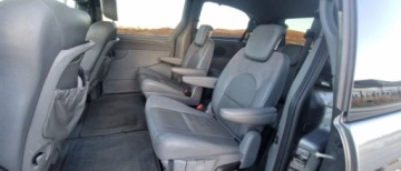 Chrysler Grand Voyager 2008 Chrysler Grand Voyager LIFT 2.8 CRD 150KM Limited Navi PDC 2.8 Diesel 150KM, zdjęcie 8