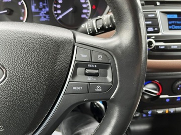 Hyundai i20 II Hatchback 5d 1.2 84KM 2015 Hyundai i20 Serwis/Bezwypadek/ Pakiet Zimowy, zdjęcie 14