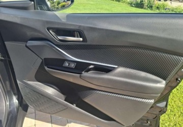 Toyota C-HR I Crossover Facelifting 1.8 Hybrid 122KM 2022 Toyota C-HR Toyota C-HR 1.8 Hybryda 122KM, zdjęcie 18