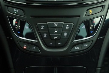 Opel Insignia I Hatchback Facelifting 2.0 CDTI ECOTEC 163KM 2013 Opel Insignia 2.0 CDTI, Salon Polska, Serwis ASO, zdjęcie 9