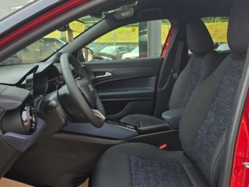 Alfa Romeo Junior SUV 1.2 Hybrid 145KM 2026 ALFA ROMEO Junior Sprint Hatchback 1.2 (145 KM) 2026, zdjęcie 4
