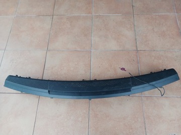 TRZECI STOP MERCEDES W204 SEDAN A2046830130