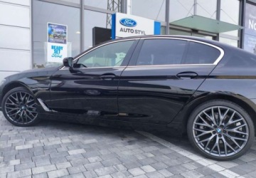 BMW Seria 5 G30-G31 Limuzyna 518d 150KM 2018 BMW Seria 5 BMW Seria 5 518d Sport Line 2.0 Diesel 150KM, zdjęcie 38