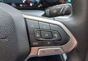 Volkswagen Golf VIII Variant 1.5 TSI 130KM 2021 Volkswagen Golf 1.5 TSI 130kM Salon Polska, serwisowany w ASO, F.VAT 23, zdjęcie 19