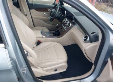 Mercedes GLC C253 2021 Mercedes-Benz GLC 2021, 2.0L, od ubezpieczalni 2.0 Benzyna 255KM, zdjęcie 9