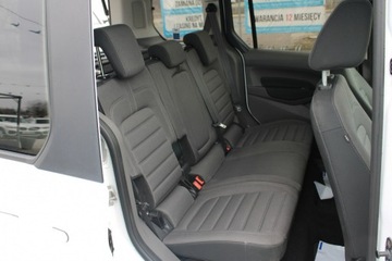 Ford Tourneo Connect III Standard 1.5 EcoBlue 120KM 2019 Ford Tourneo Connect Titanium 120HP Panorama, zdjęcie 27