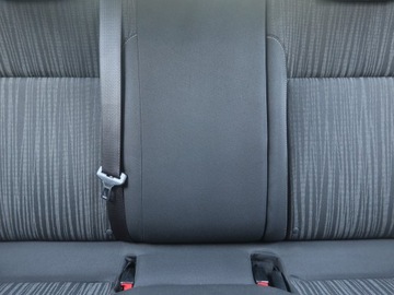 Opel Astra J Hatchback 5d 2.0 CDTI ECOTEC 160KM 2010 Opel Astra 2.0 CDTI, Klima, Tempomat, Parktronic, zdjęcie 9