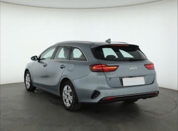 Kia Ceed III Kombi Facelifting 1.5 T-GDI 160KM 2022 Kia Ceed 1.5 T-GDI MHEV, Salon Polska, zdjęcie 3