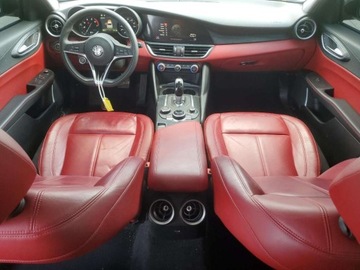 Alfa Romeo Giulia II 2019 Alfa Romeo Giulia 2019 2.0l 2.0 Benzyna 280KM, zdjęcie 8