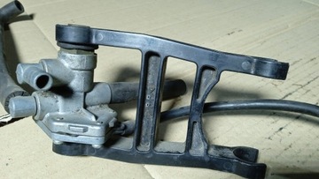 KAWASAKI ZX6 ZX6R ZX ZZR 600 KRANIK PALIWA ZAWÓR BAKU MOCOWANIE UCHWYT