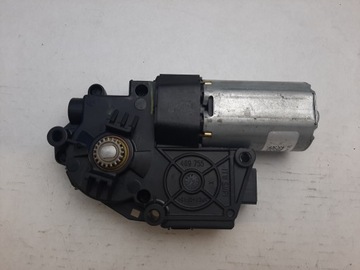 BMW MOTOREK STŘEŠNÍHO OKNA 7213044