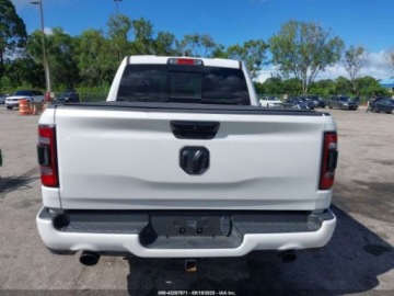  RAM 1500 Laramie 57 Box 2023 5.7l 5.7 Benzyna 395KM, zdjęcie 4