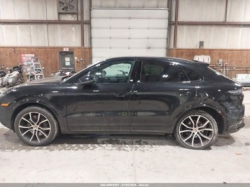 Porsche Cayenne III 2023 Porsche Cayenne 2023 Porsche Cayenne Coupe AWD 3.0 Benzyna 335KM, zdjęcie 3