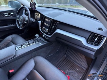 Volvo XC60 II Crossover D4 190KM 2019 Volvo XC 60 AC 2 strefy Nawigacja Czujniki Tempomat Alu 20 2.0 Diesel, zdjęcie 28