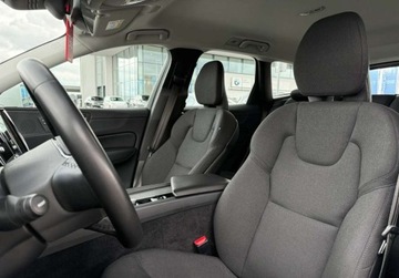 Volvo XC60 II Crossover Facelifting 2.0d B4 197KM 2022 Volvo XC 60 LED Podgrzewana kierownica i fotele Kamera FVAT23 Salon PL, zdjęcie 21
