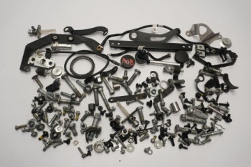 KTM 790 ADVENTURE 23- ŚRUBY ŚRUBKI