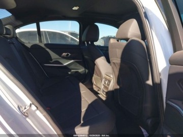 BMW Seria 3 G20-G21 2021 BMW Seria 3 330e, 2021r., 2.0L 2.0 Benzyna 180KM, zdjęcie 9