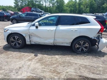 Volvo XC60 II 2022 Volvo XC 60 2022 Volvo XC60 B5 AWD Momentum 2.0 Benzyna 247KM, zdjęcie 5