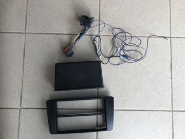 RAMKA SKODA OCTAVIA II OD 2004 + ADAPTER KOSTKI