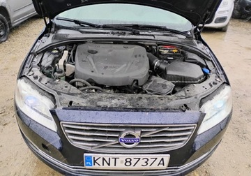 Volvo V70 III Kombi Facelifting 2.0 D3 DRIVE-E 150KM 2015 Volvo V70 2015r 2.0 Diesel. Uszkodzony lewy tyl. Jezdzi. 2.0 Diesel 150KM, zdjęcie 4