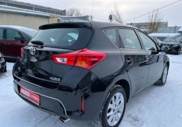 Toyota Auris I Hatchback 3d Facelifting 1.6 Valvematic 132KM 2013 Toyota Auris kamera , nawigacja 1.6 Benzyna 132KM, zdjęcie 4