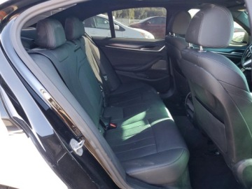 BMW Seria 5 G90-91 2023 BMW Seria 5 530e 2023 2.0 Hybryda 288KM, zdjęcie 10