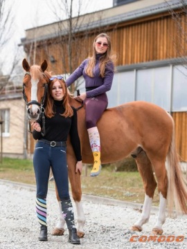 Розовые разноцветные гольфы для лошадей UNICORNS
