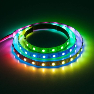 СВЕТОДИОДНАЯ ЛЕНТА RGB, ЦВЕТНАЯ, ВОДОНЕПРОНИЦАЕМАЯ, САМОКЛЕЯЩАЯСЯ, 5М, В КОМПЛЕКТЕ С ДИСТАНЦИОННЫМ УПРАВЛЕНИЕМ