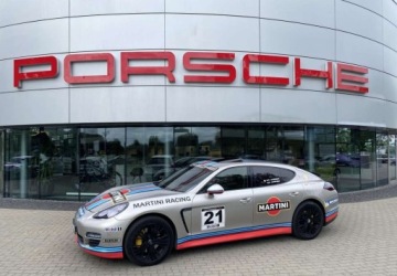 Porsche Panamera I Liftback 4.8 V8 400KM 2010 Porsche Panamera 4S 4.8 Benzyna 400KM