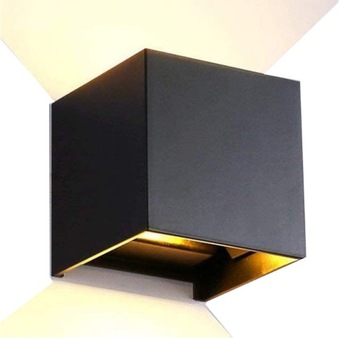 LAMPA ZEWNĘTRZNA LED CZUJNIKA RUCHU KINKIET IP65