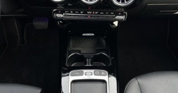 Mercedes CLA C118/X118 Coupe Facelifting 1.3 180 136KM 2024 Mercedes-Benz CLA SalonPL Kamera Multibeam LED Nawigacja Skora FV VAT23, zdjęcie 13