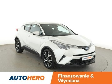 Toyota C-HR I Crossover 1.8 Hybrid 122KM 2019 Toyota C-HR navi kamera ACC klima-auto LED hak, zdjęcie 9